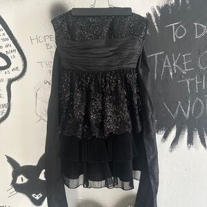 Betsey Johnson LACED SEQUINS STRAPLESS DRESS